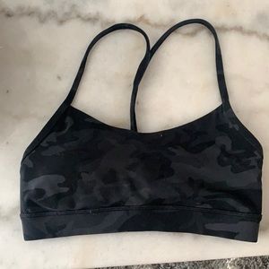 Lulemon flow y sports bra